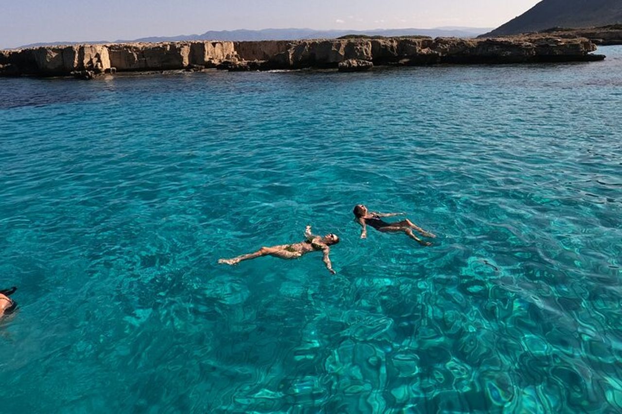 Escursione Blue Lagoon con scivolo gigante con partenza dal porto di Latchi — 6