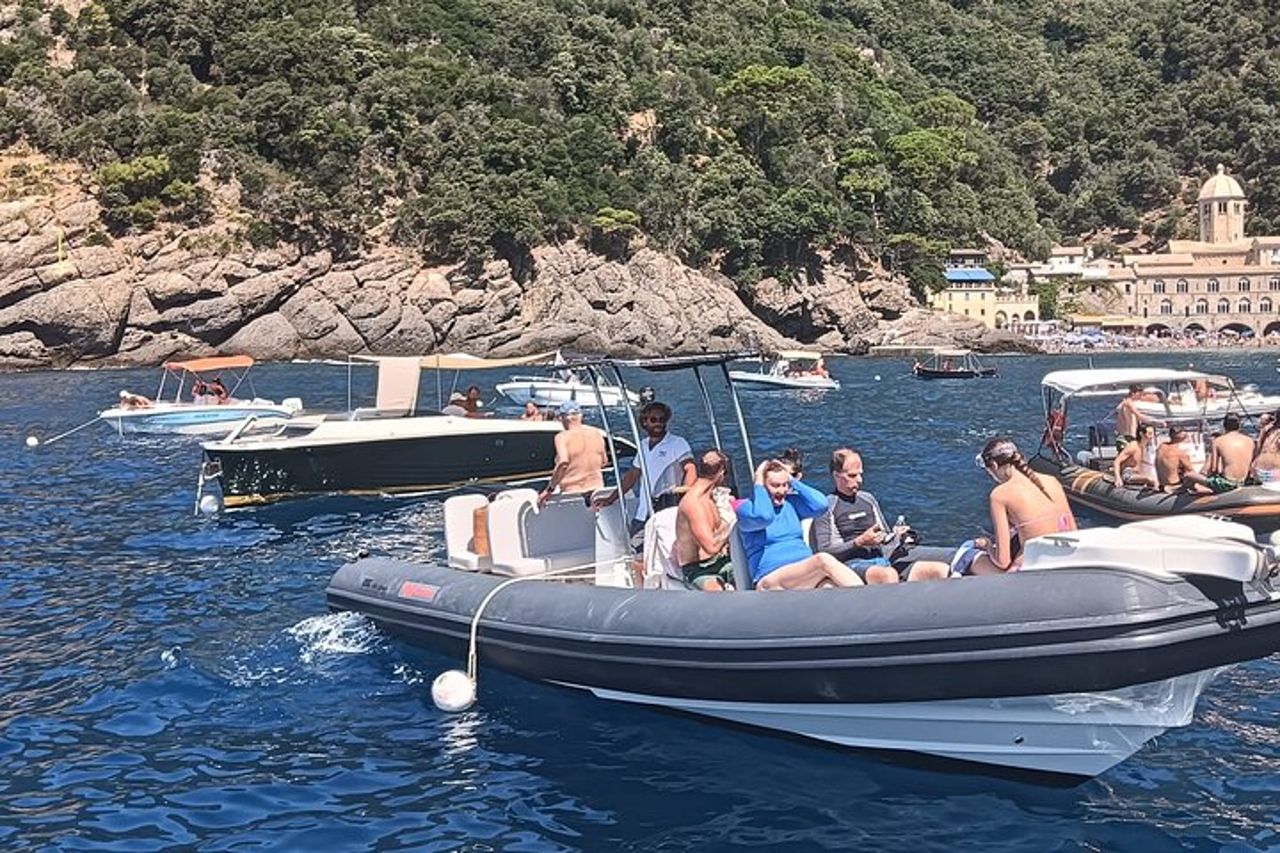 Tour in barca del Promontorio di Portofino e San Fruttuoso — 6