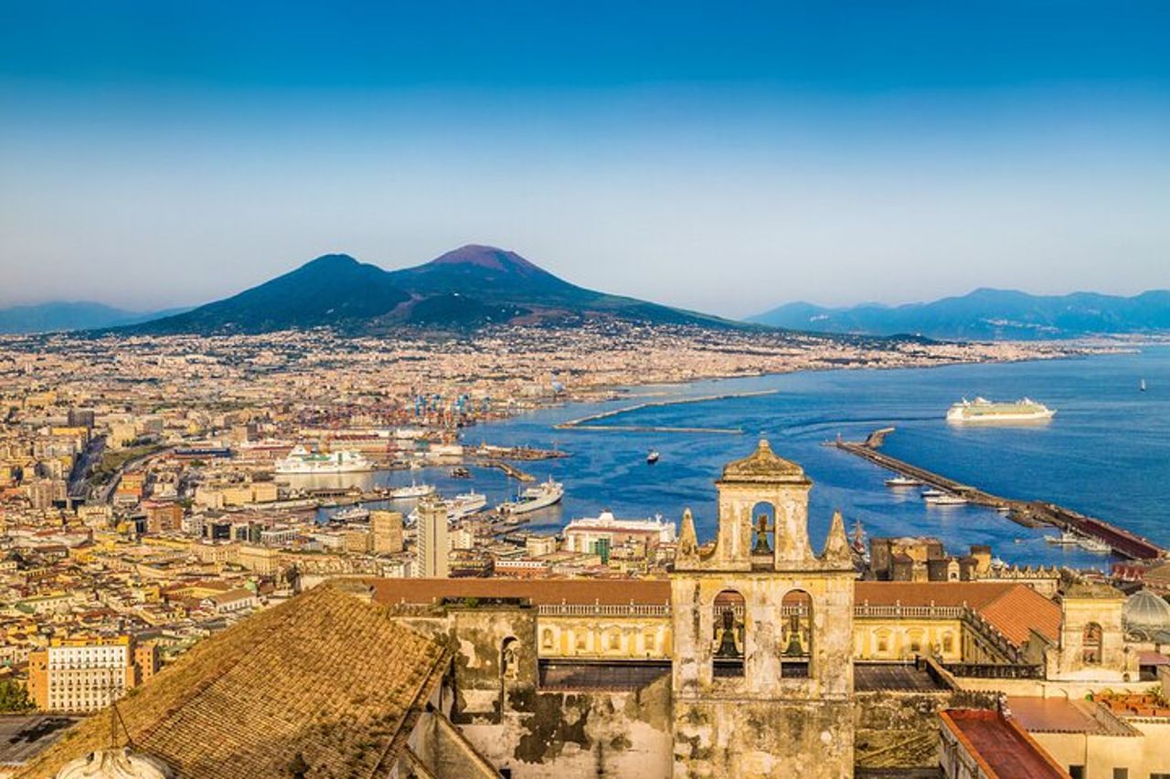 Trasferimento privato porta a porta da Caserta a Napoli — 6