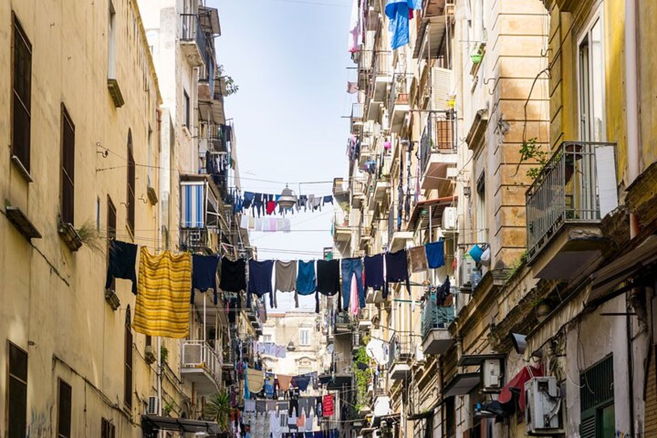 Trasferimento privato porta a porta da Caserta a Napoli — 9