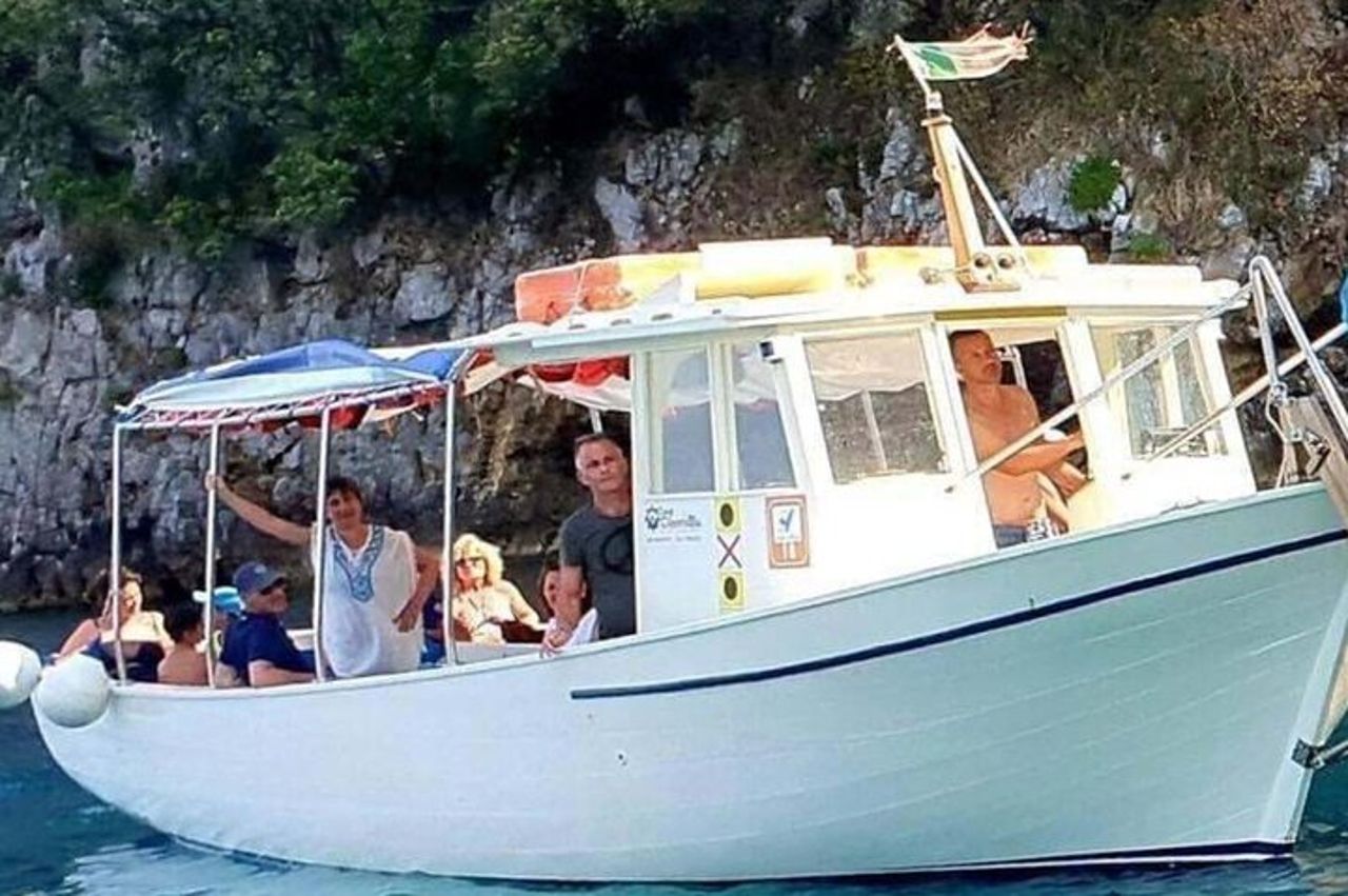 Camerota Boat Tour Esplorando Baia Infreschi — 9
