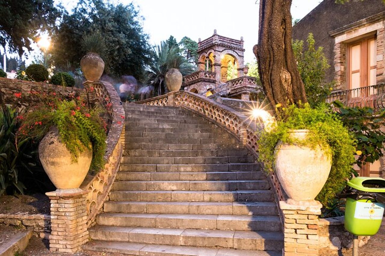 Tour della Sicilia in crociera con Taormina e Savoca da Messina — 9