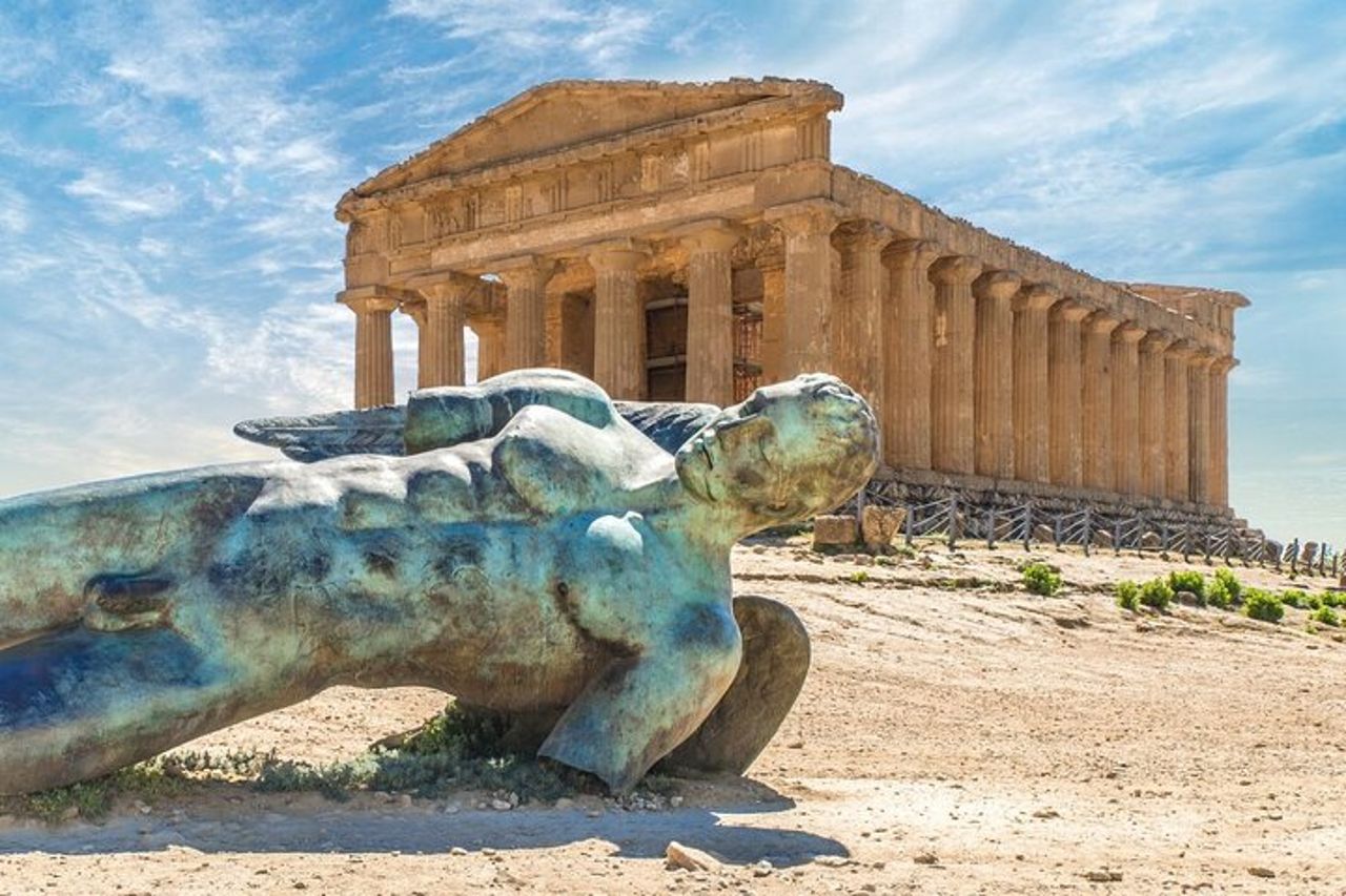 Private Transfer Catania Airport ↔ Cefalù with Optional Stops — 4