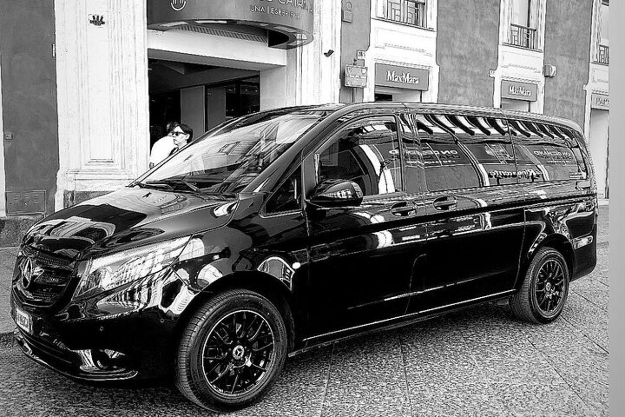 Private Transfer Catania Airport ↔ Cefalù with Optional Stops — 7