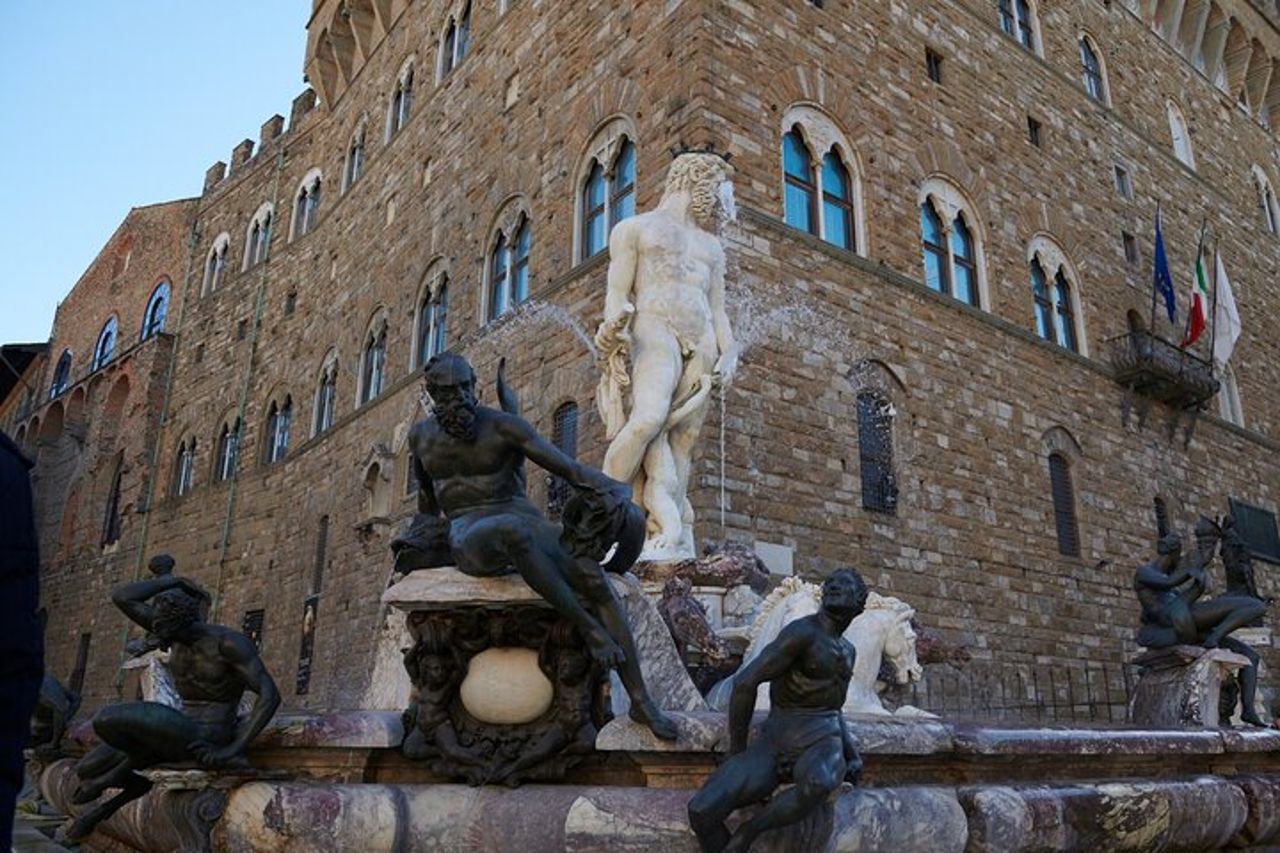 Firenze: tour privato a piedi della Galleria dell'Accademia e del centro città — 8