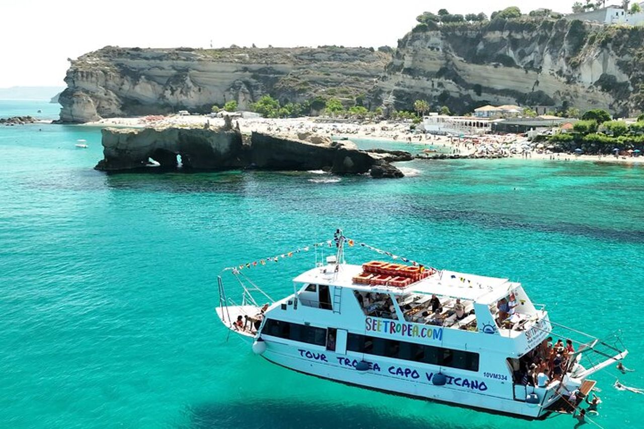 Tour barca Tropea Capo Vaticano aperitivo e snorkeling pomeriggio — 3