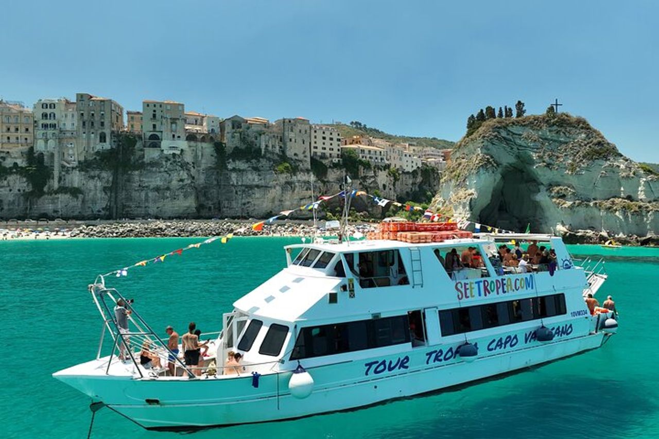 Tour barca Tropea Capo Vaticano aperitivo snorkeling al tramonto — 3