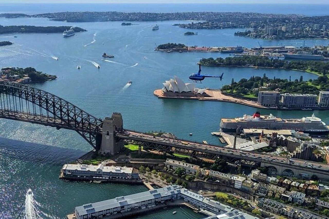 Volo panoramico in elicottero nel porto di Sydney — 5