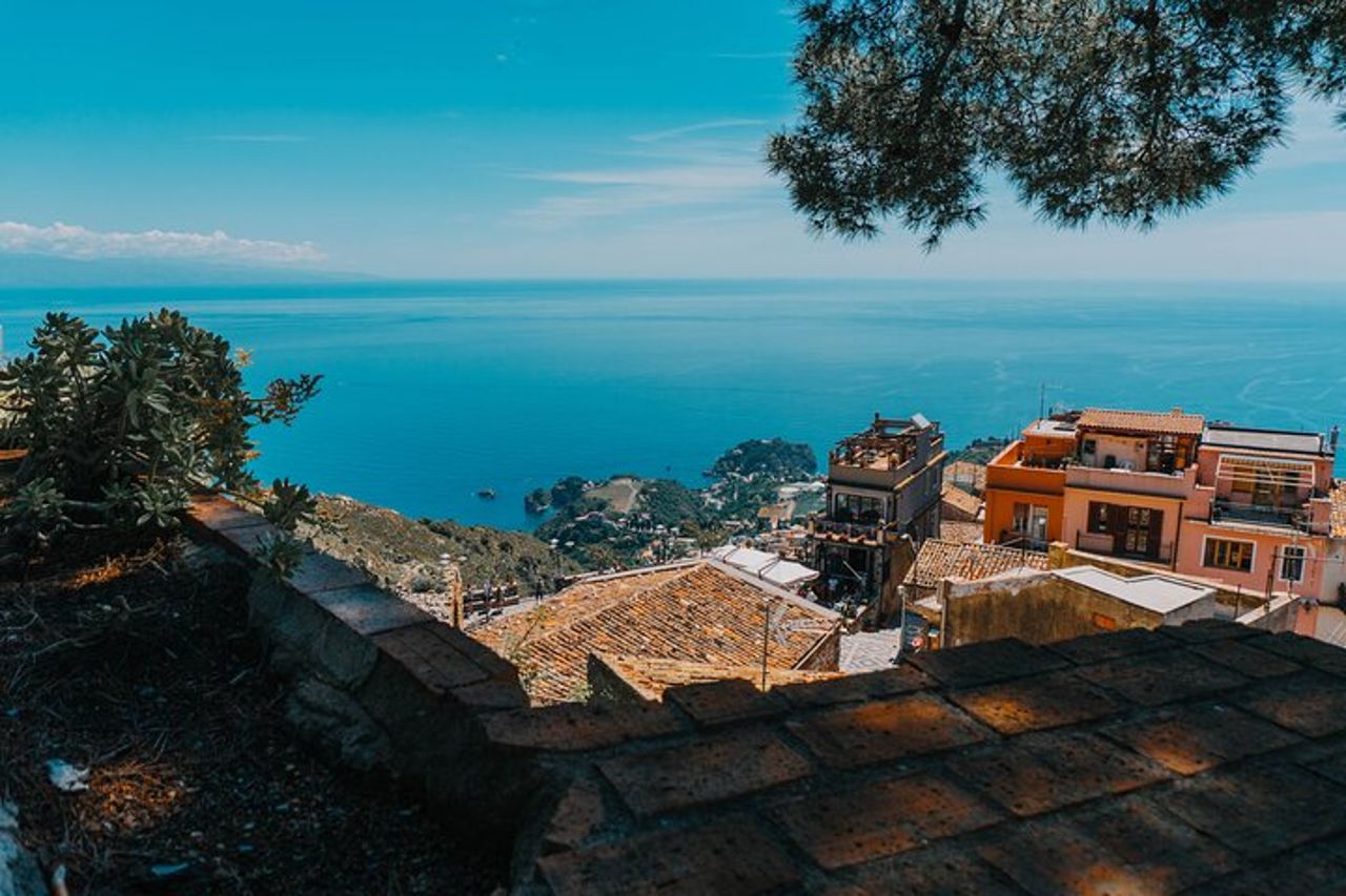 Tour privato del Loto Bianco e Castelmola da Taormina — 5