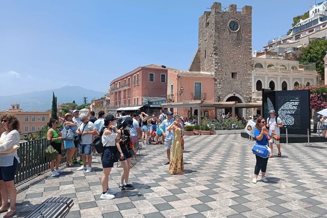 Tour privato del Loto Bianco e Castelmola da Taormina — 9