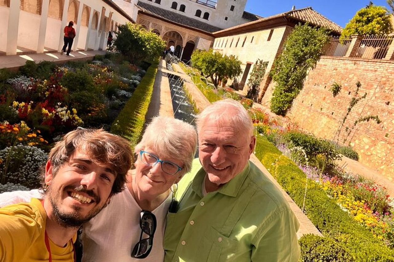 Escursione privata di un giorno all'Alhambra e Granada da Nerja — 4