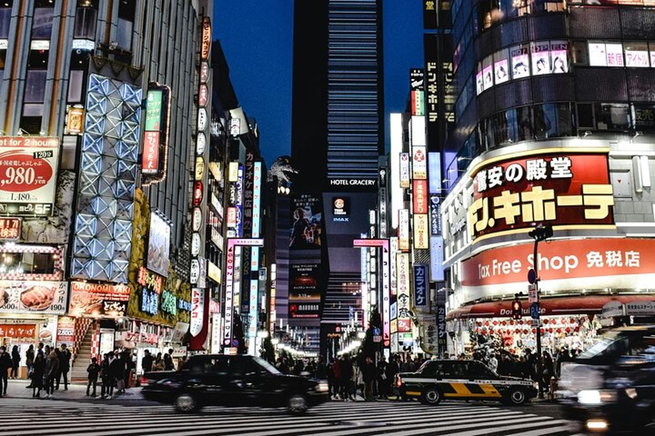Tokyo Shinjuku di notte — 6