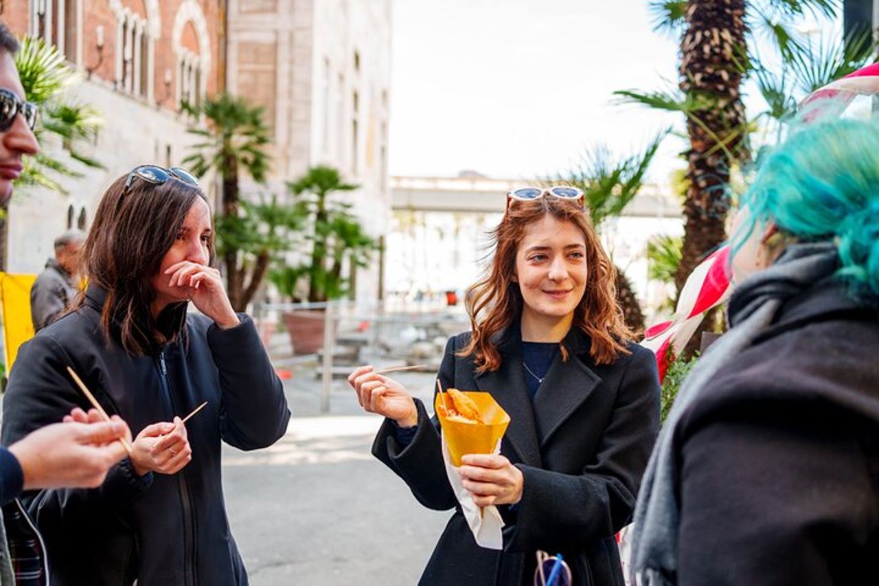 Tour gastronomico per piccoli gruppi a Genova con pasto completo e Guida locale — 7