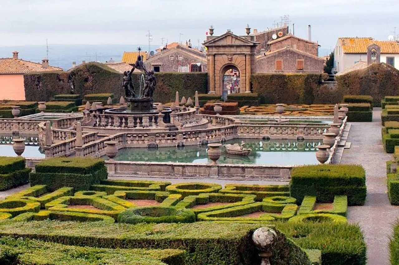 Tour privato di un'intera giornata Civita di Bagnoregio & Villa Lante — 2