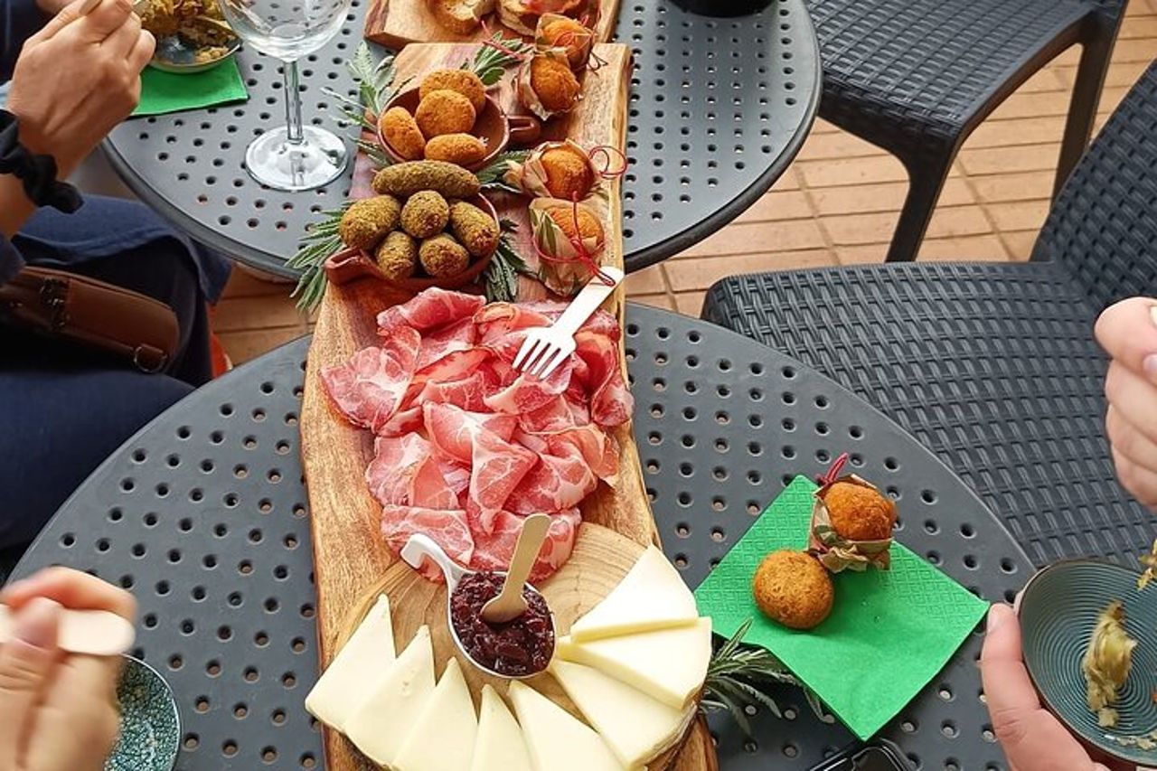 Esperienza di degustazione di vini lenti e gelato al tartufo — 6