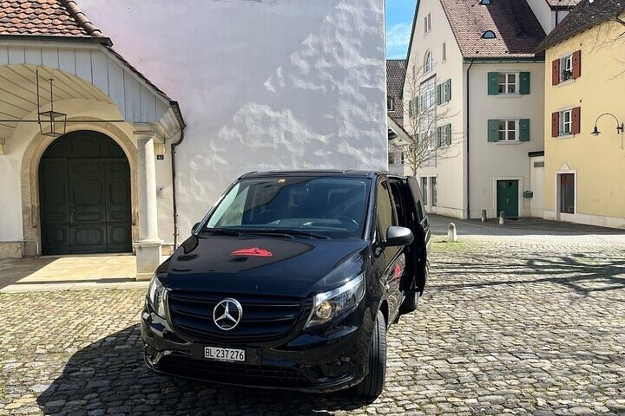 Basilea da o per Ginevra Transfer privati per gruppi di 1 - 4 persone — 4