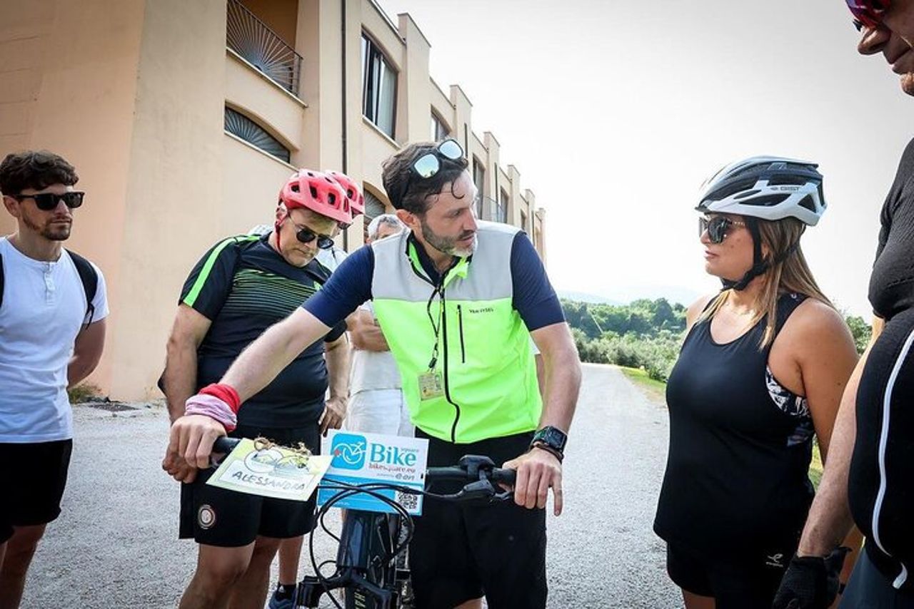 E bike Periferia di Roma: Svelate le tenute di Marco Carpineti — 2