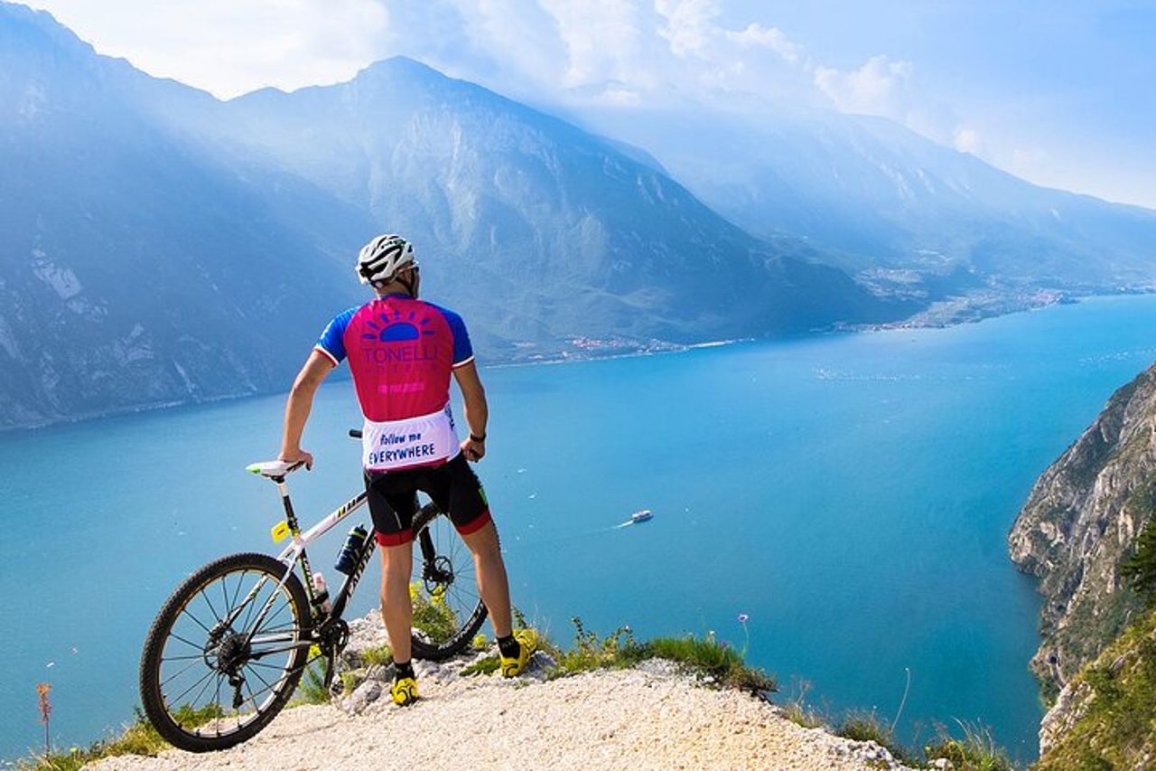 Tour privato in Ebike del Lago di Garda da Riva — 5