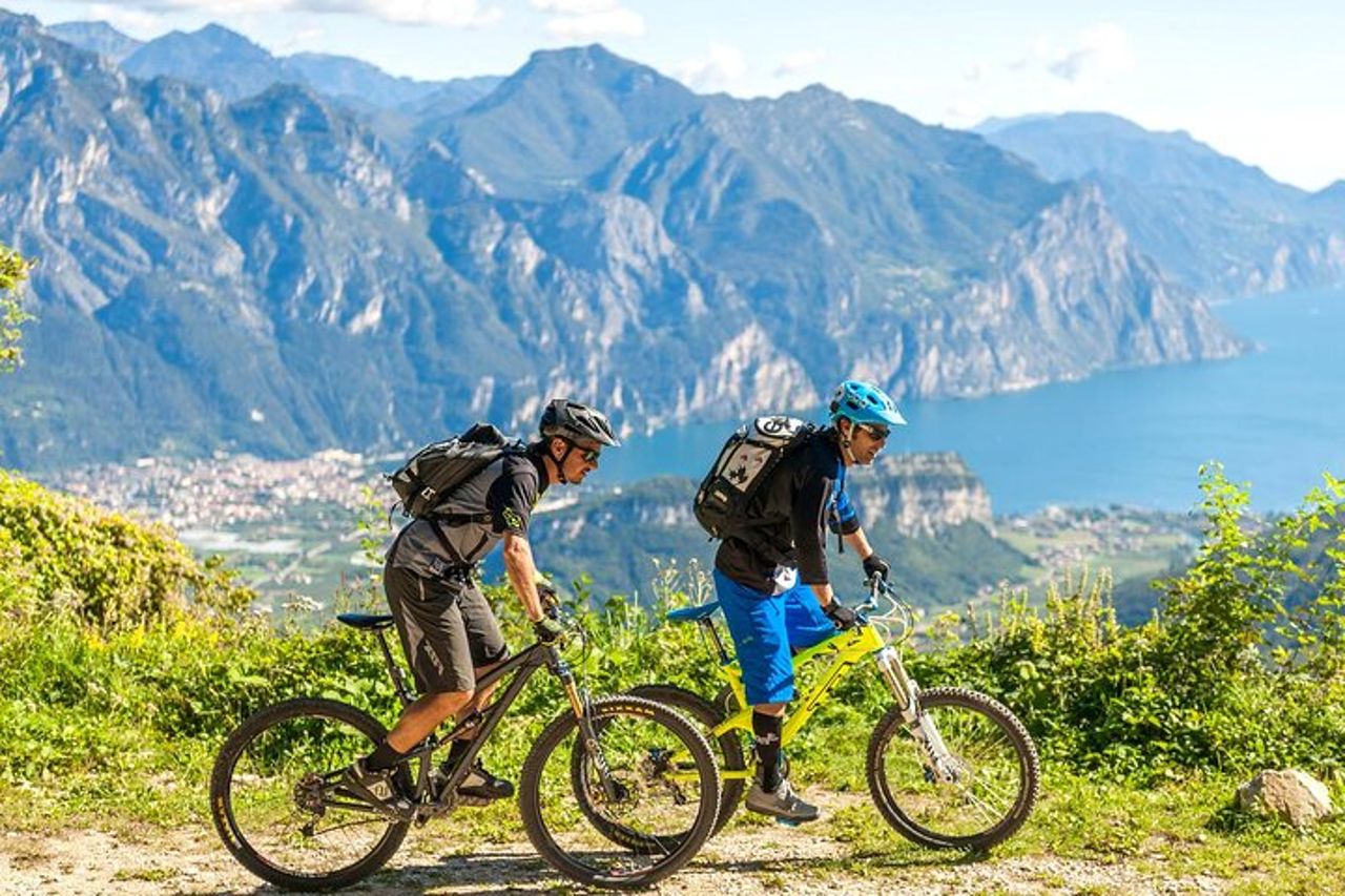 Tour privato in Ebike del Lago di Garda da Riva — 3
