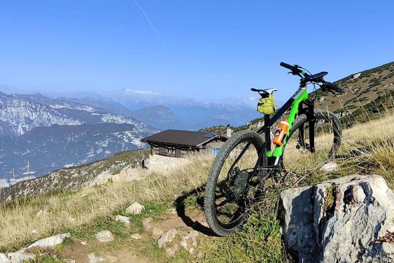 Tour privato in Ebike del Lago di Garda da Riva — 9