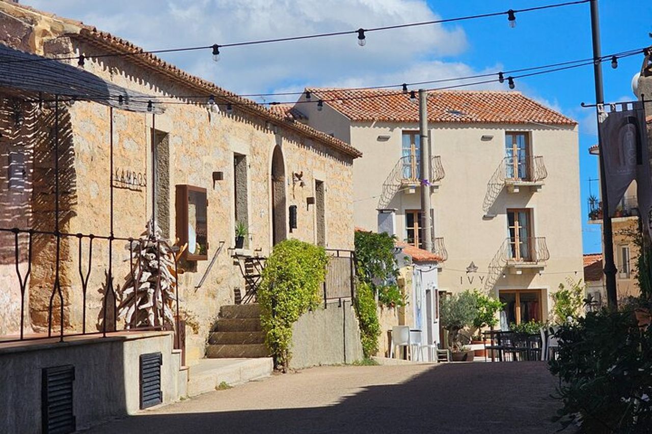 Tour a piedi di San Pantaleo con aperitivo — 4