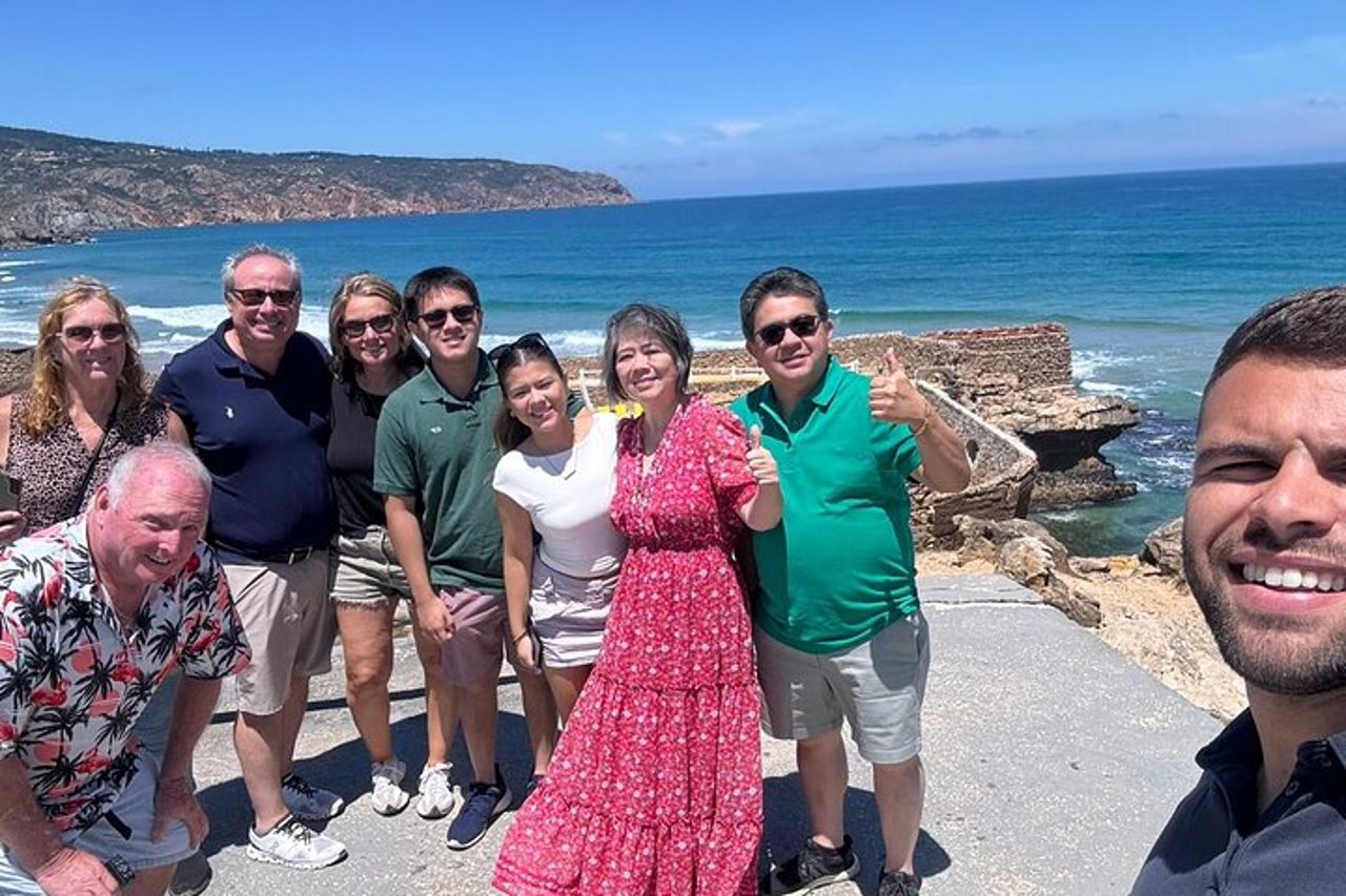 Tour per piccoli gruppi a Sintra, Palazzo Pena, Cabo Roca e Cascais — 9