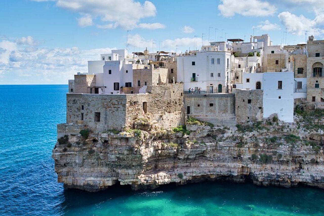 Tour in Giornata ad Alberobello e Polignano a Mare