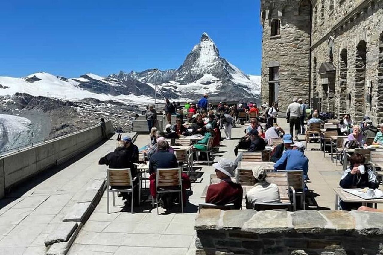 Da Basilea: Zermatt e Cervino in tour privato di un giorno — 6