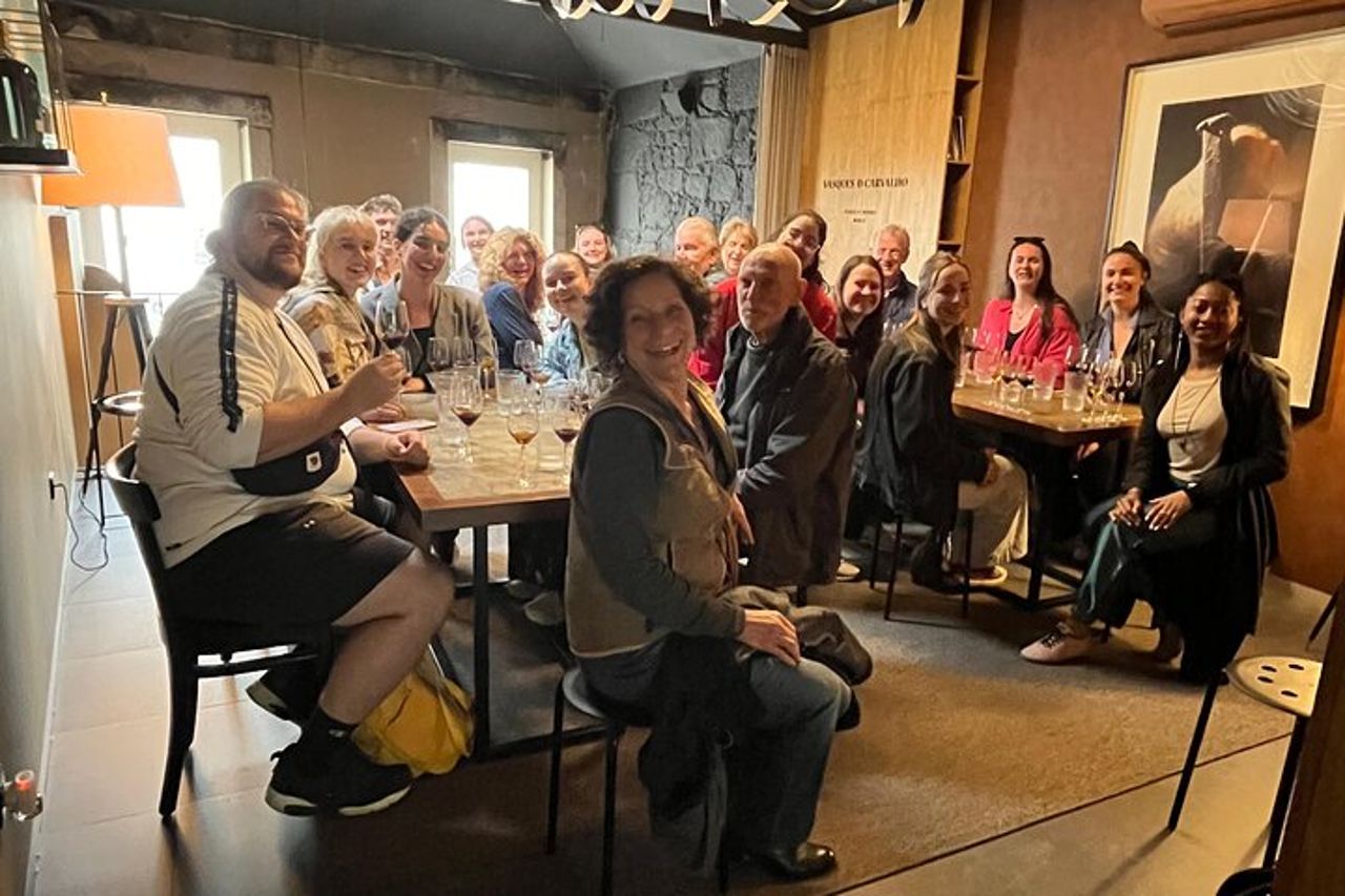 Tour dei Port Wine Lodges con 7 degustazioni di vino di Porto (Inglese) — 3