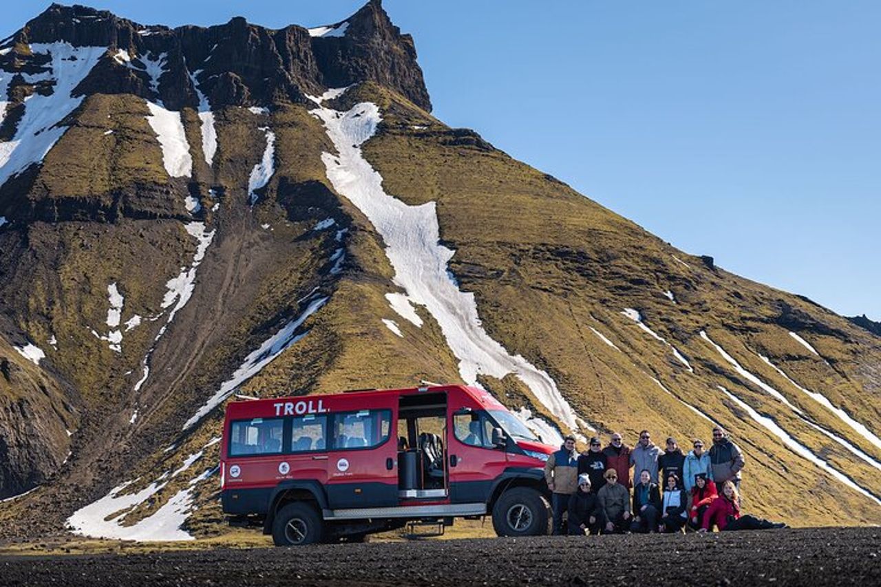 Tour di 4 ore in super jeep della grotta di ghiaccio di Katla — 2