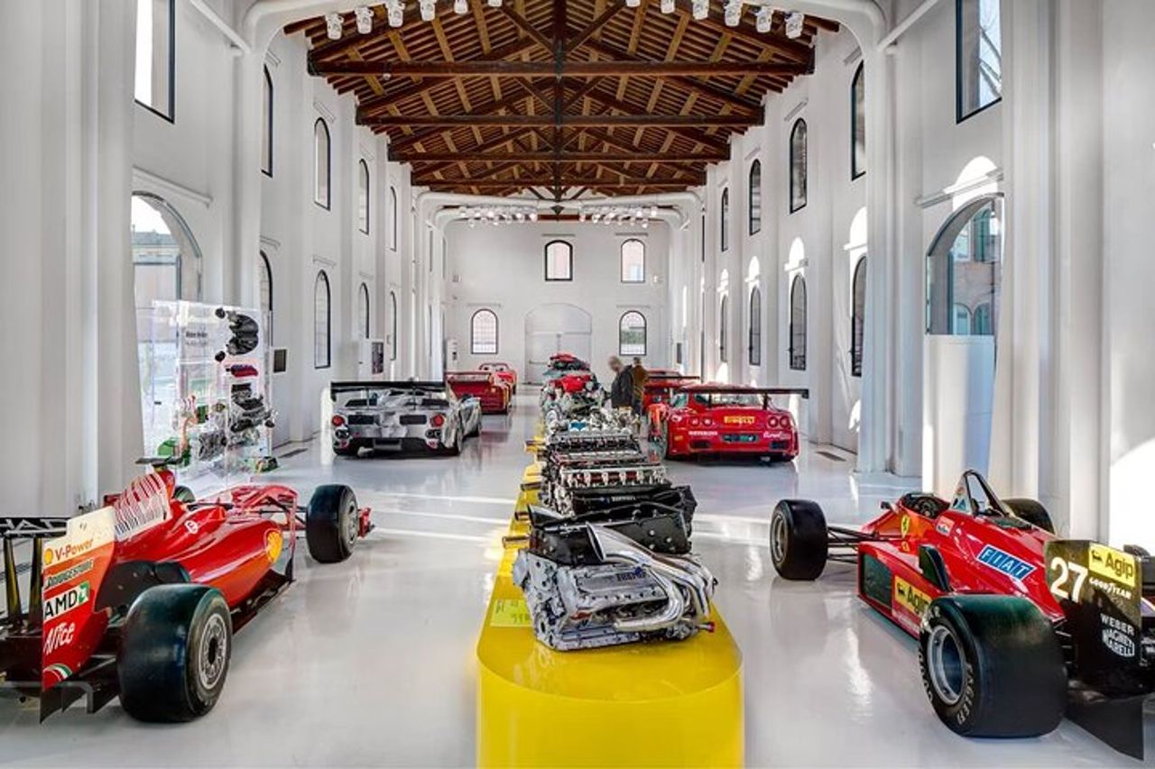 Ferrari e Lamborghini Grand Tour — 2