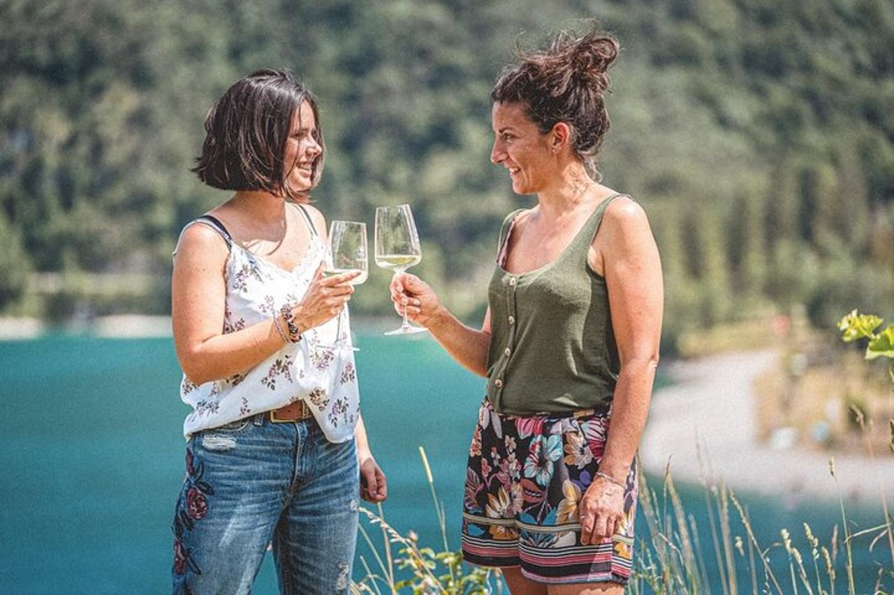 Vino Pic Nic con splendida vista lago a Ledro — 4