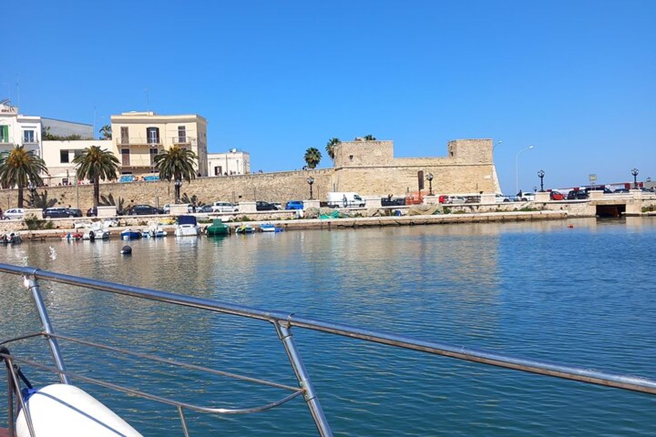 Gite in Barca a Bari da 90 Minuti — 7
