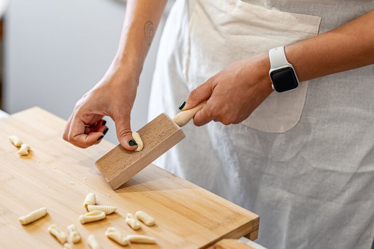 Corso di cucina tradizionale con gnocchi in una casa locale a Spoleto — 8