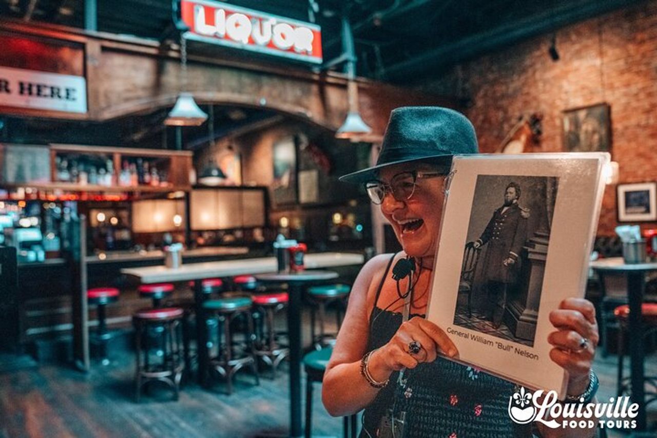 Sussurri su Whiskey Row: Assassinio, crimine e tour fantasma con cocktail — 5