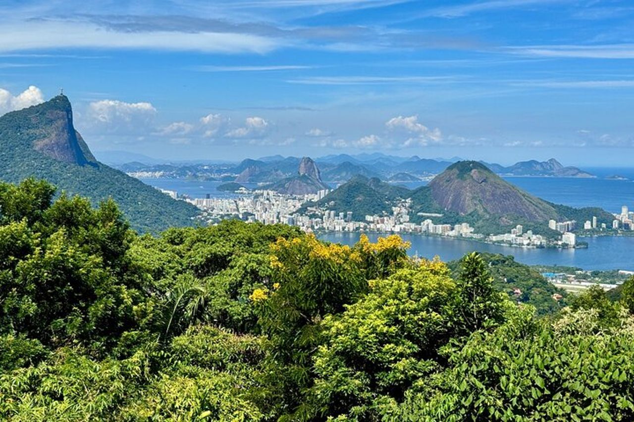 Nuota sotto le cascate di Tijuca — Escursioni, grotte, fauna selvatica e viste di Rio — 5
