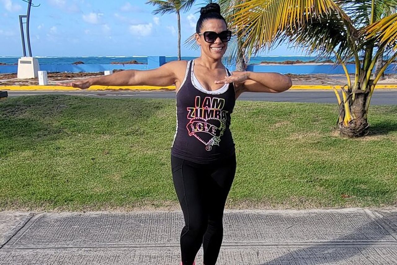Lezione di spiaggia di zumba latina a San Juan, Porto Rico — 6