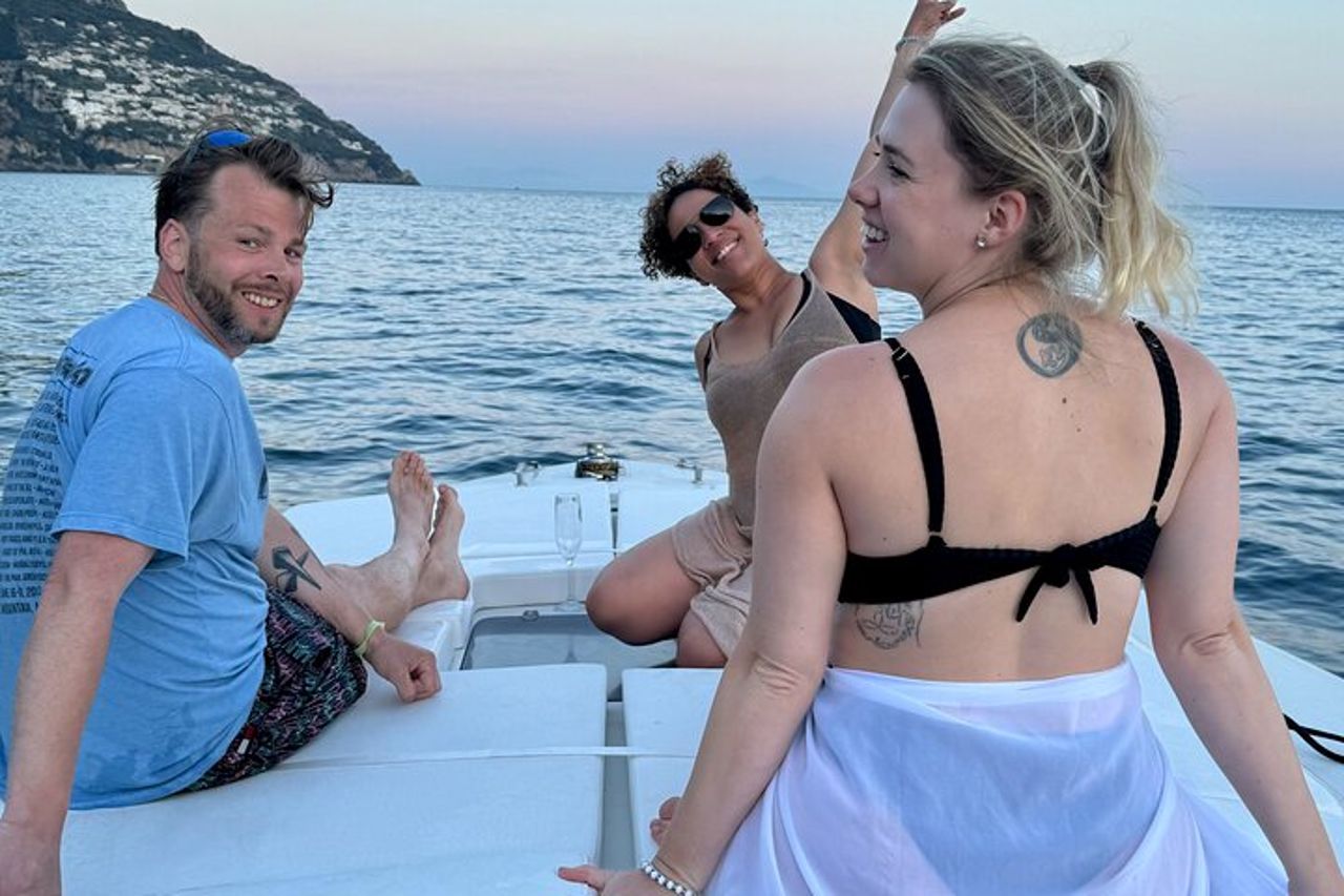 Tour privato al tramonto in barca — 4