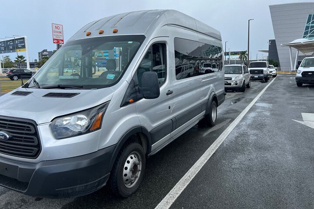 Trasferimento in Porto Rico con Minivan dall'Aeroporto — 3