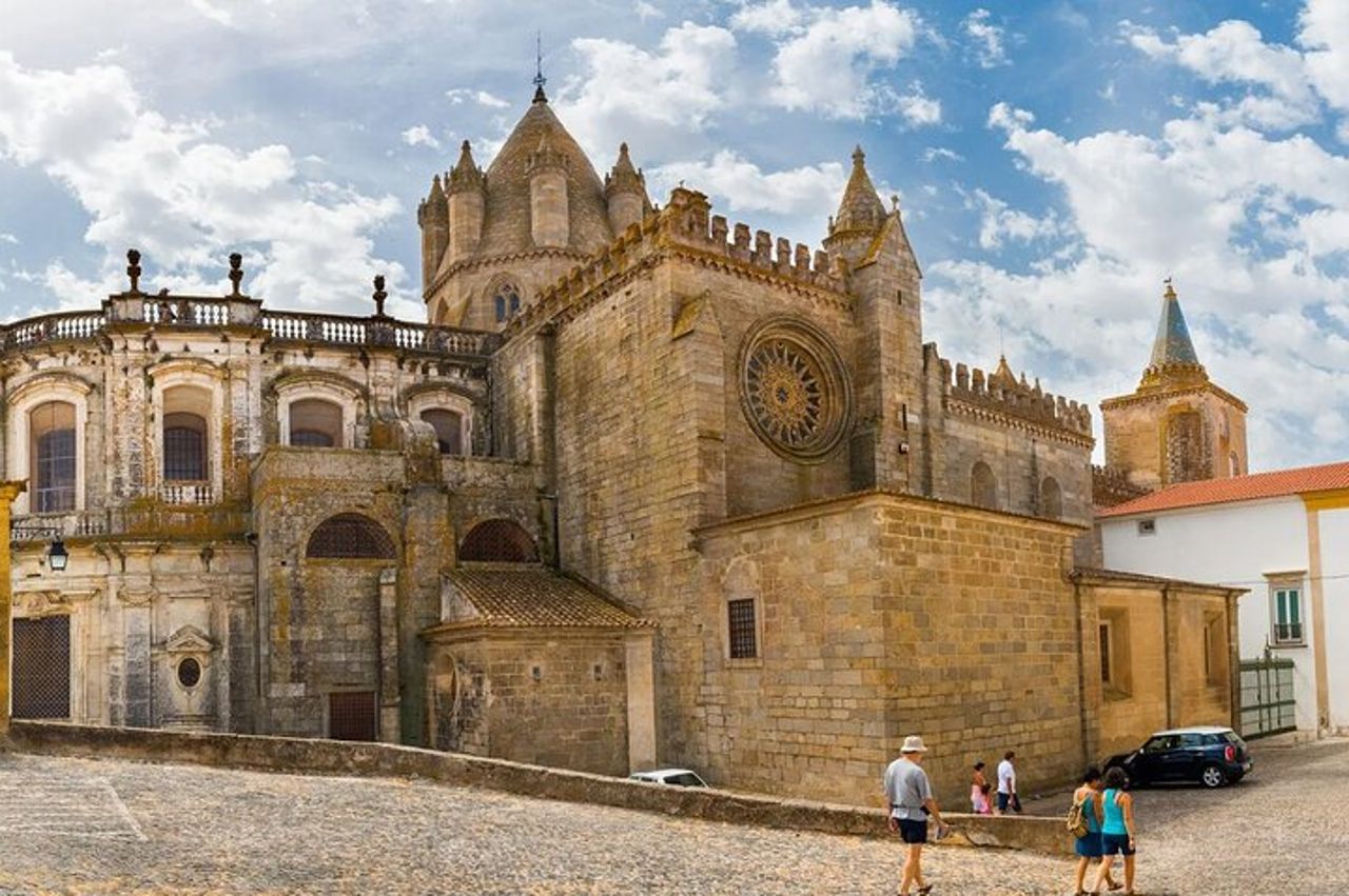 Tour privato di Évora - Visita alla fabbrica di sughero inclusa — 5