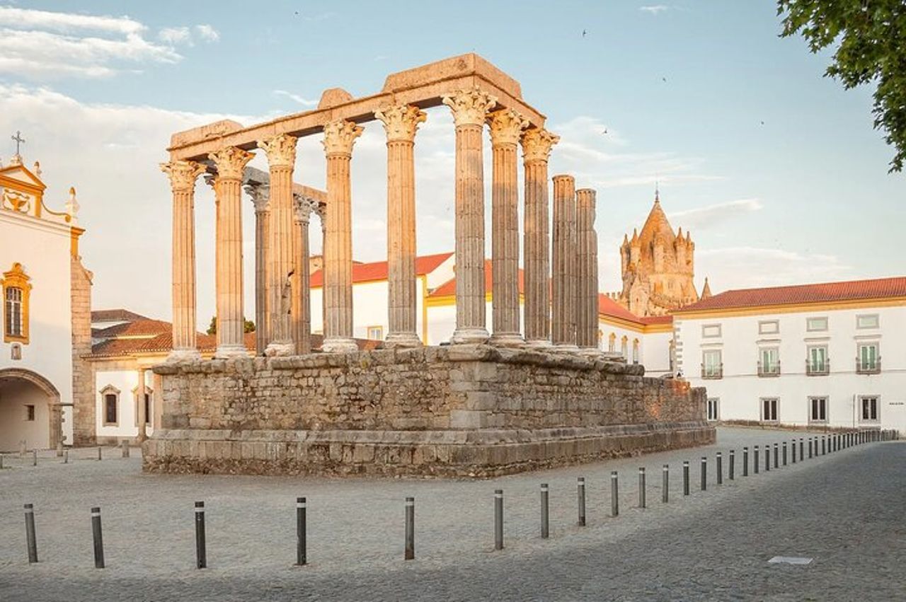 Tour privato di Évora - Visita alla fabbrica di sughero inclusa