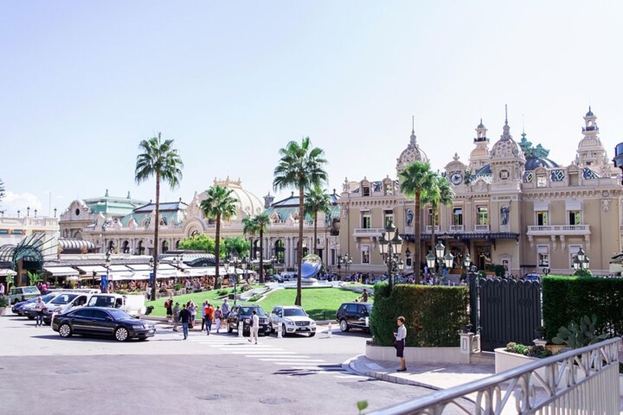 Monaco storica : dal palazzo principesco alla piazza del casinò — 4