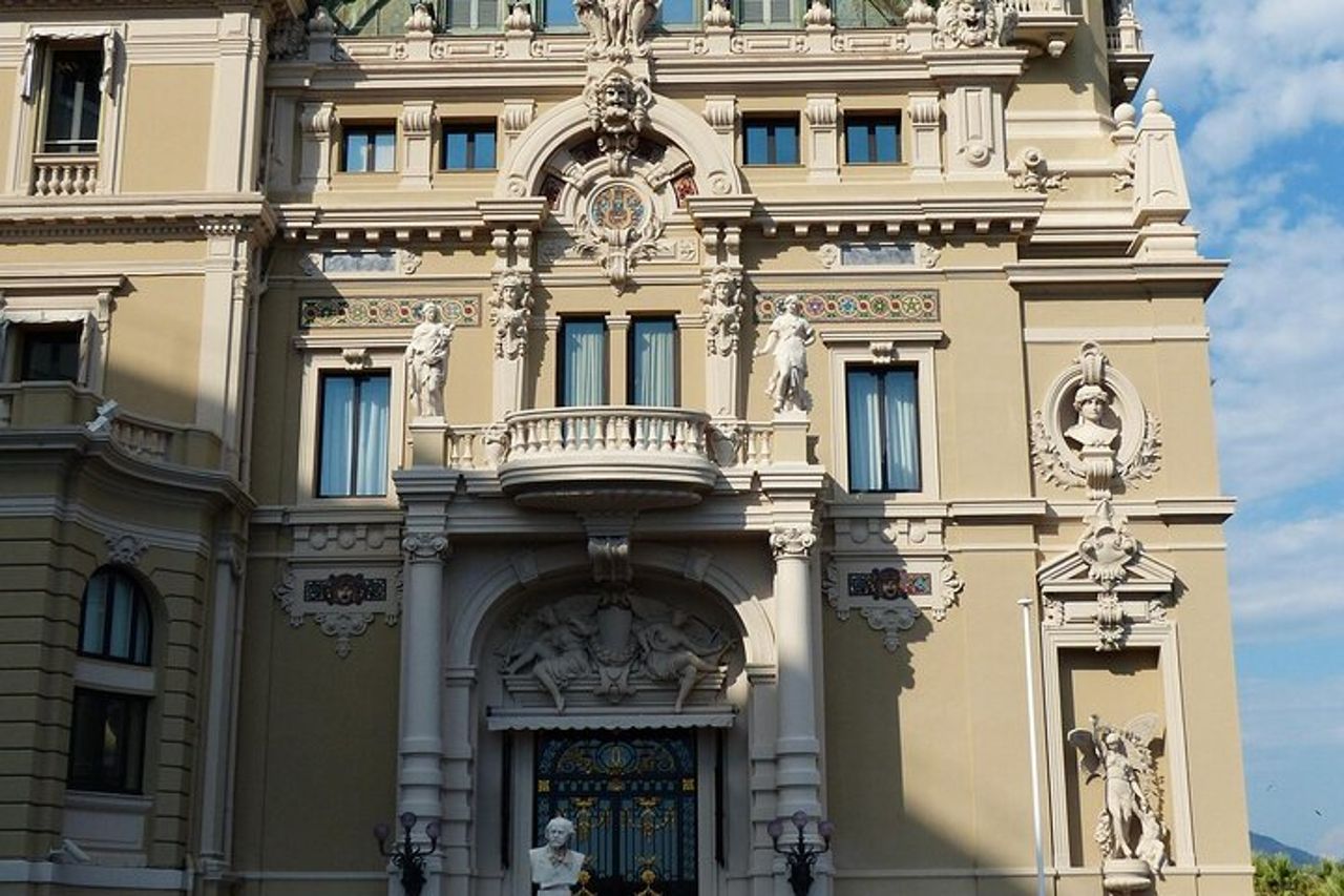 Monaco storica : dal palazzo principesco alla piazza del casinò — 7