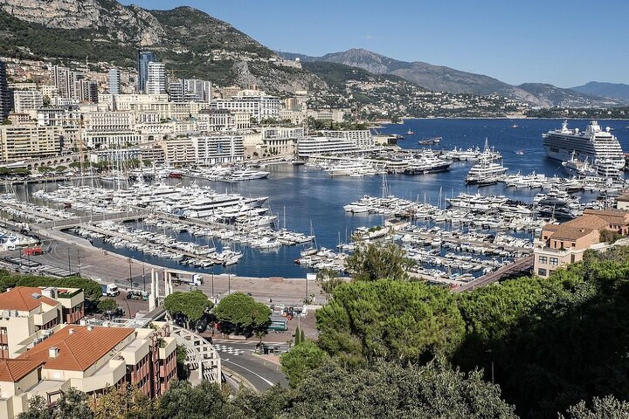 Monaco storica : dal palazzo principesco alla piazza del casinò — 8