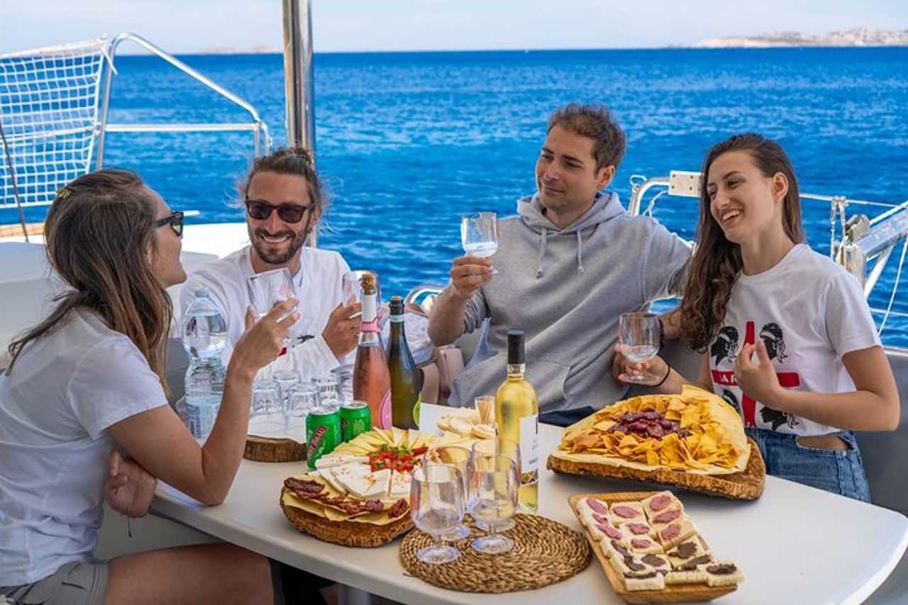 Tour Arcipelago Maddalena da Cannigione - Catamarano Sport 1 — 5