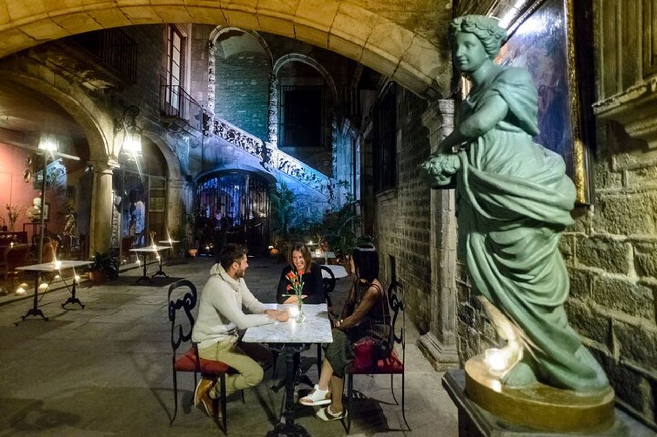 Tour privato : Tapas, spettacolo di vino e flamenco nel centro storico di Barcellona — 6