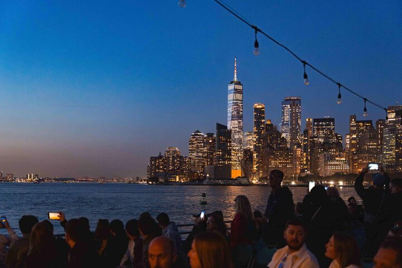 Circle Line : 2 ore - Crociera alle luci del porto di New York