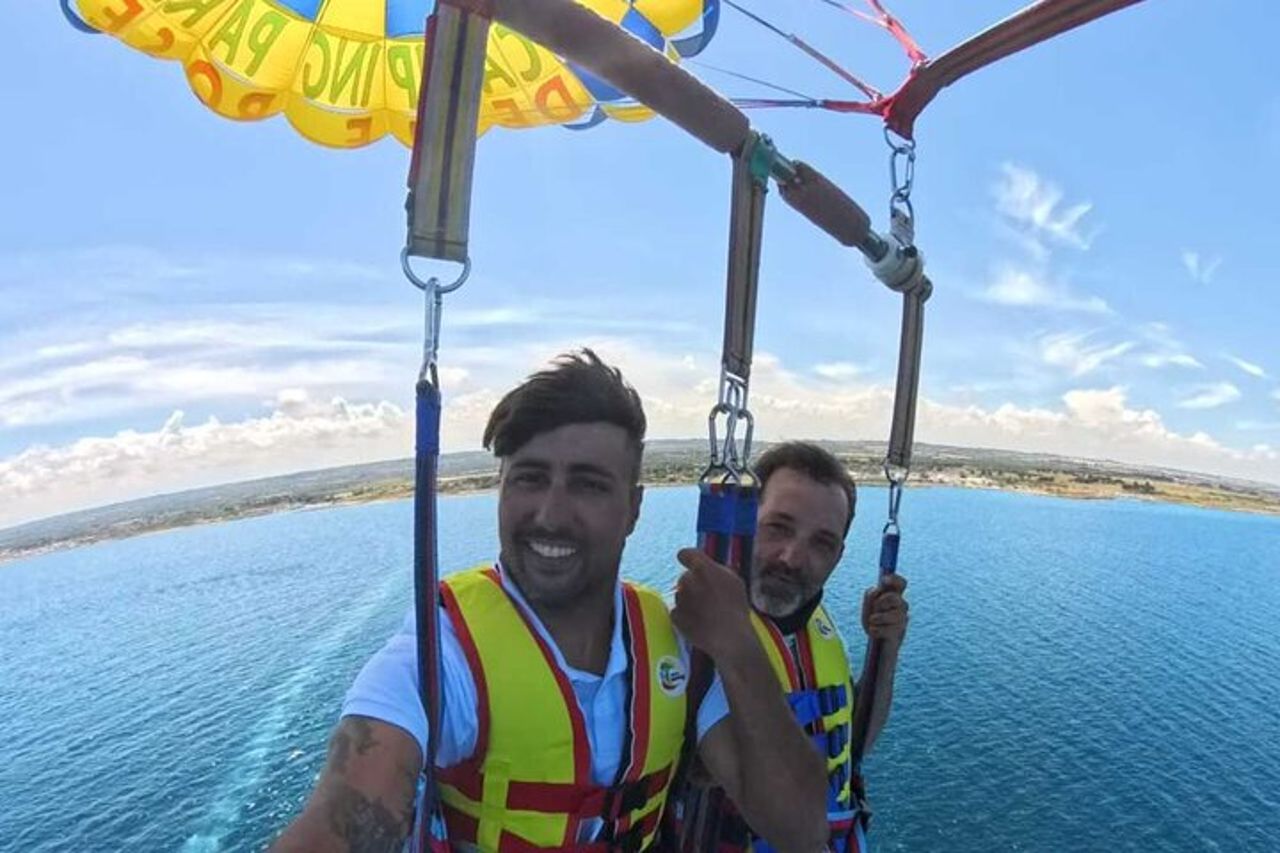 Avventura in Parasailing a Polignano con trasporto incluso — 7