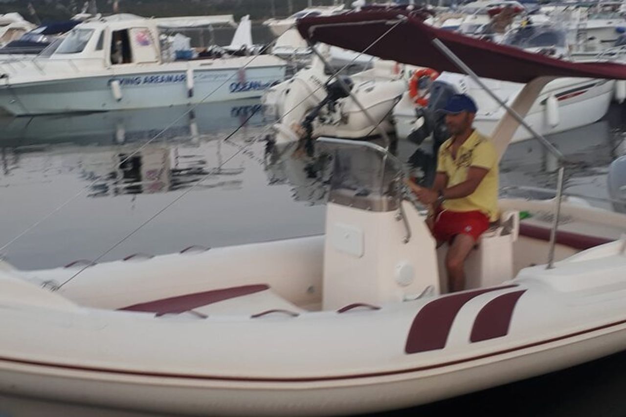 Escursione gommone 6 metri isole dell'Arcipelago della Maddalena — 3