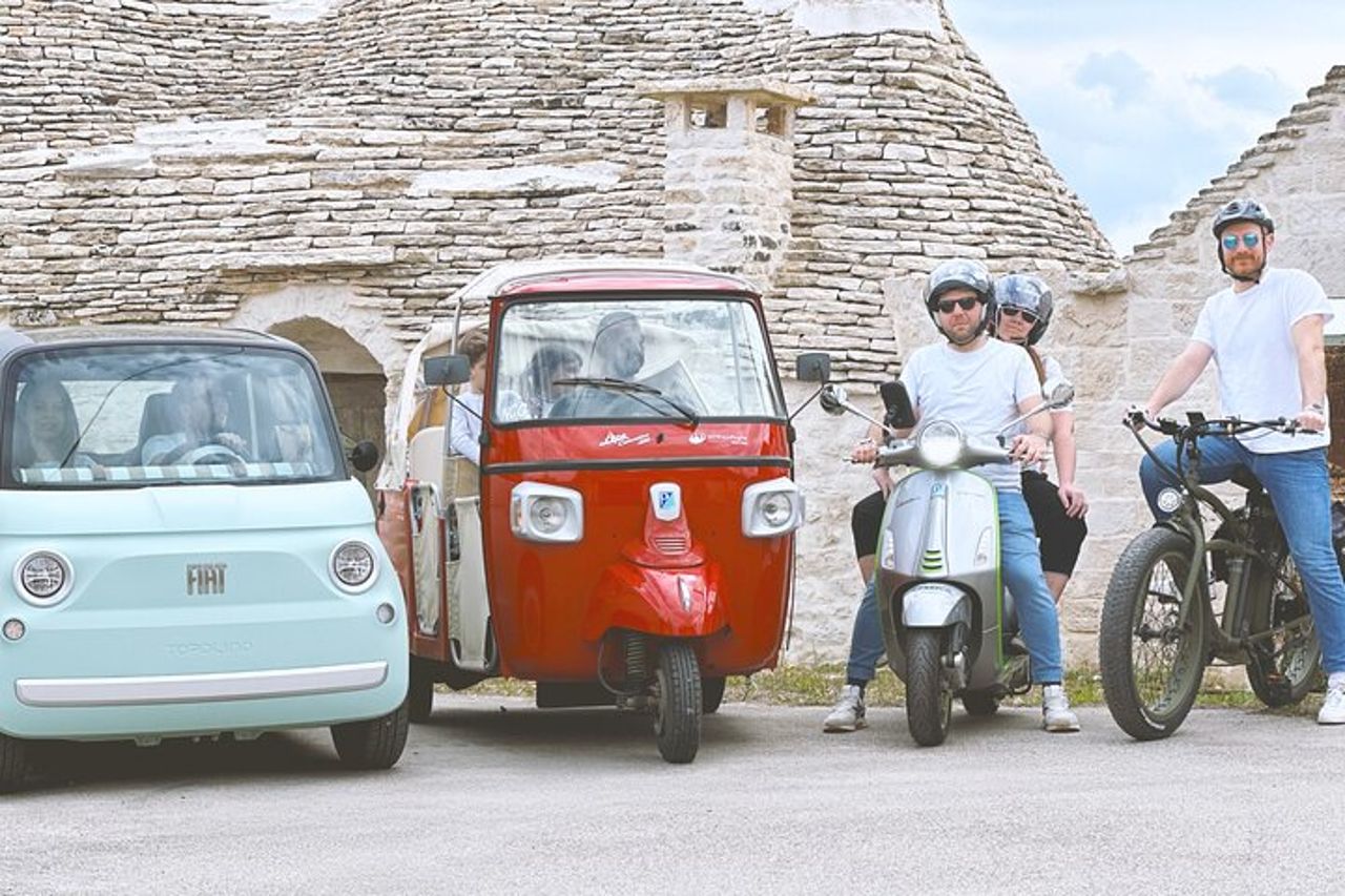 Audio Tour Alberobello con Ape Calessino/ e-Vespa /Fiat Topolino — 2